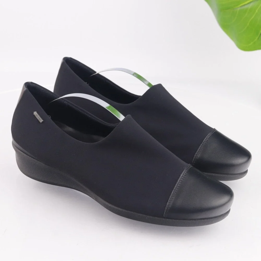 Ecco Womens Rise GTX Loafers Size 39 8 Waterproof Black Low Wedge GoreTex Shoes